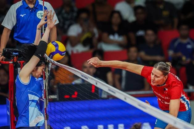 (240706) -- MANILA, July 6, 2024 -- Gabriela Orvosova (R) of Czech Republic spikes the ball during the match between the Czech Republic and Vietnam at the FIVB Women s Volleyball Challenger Cup 2024 in Manila, the Philippines, on July 6, 2024. ) (SP)PHILIPPINES-MANILA-VOLLEYBALL-FIVB WOMEN S CHALLENGER CUP 2024-CZECH REPUBLIC VS VIETNAM ROUELLExUMALI 