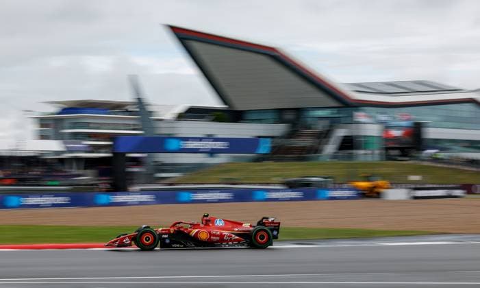 55 Carlos Sainz ESP, Scuderia Ferrari HP , F1 Grand Prix of Great Britain at Silverstone Circuit on July 6, 2024 in Silverstone, Great Britain Photo by HOCH ZWEI Silverstone Great Britain