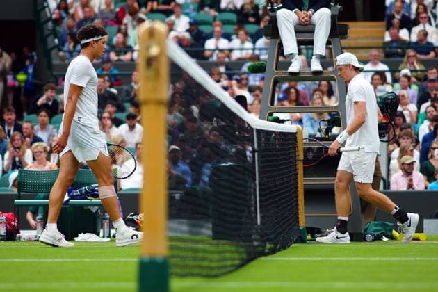 Denis Shapovalov and Ben Shelton during their third round match Wimbledon Tennis Championships, Day 6, The All England Lawn Tennis and Croquet Club, London, UK - 06 Jul 2024  Copyright: xJavierxGarcia Shutterstockx 14574535eg