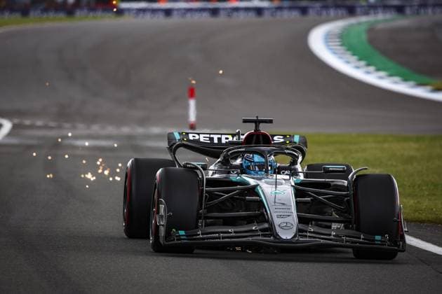 63 RUSSELL George (gbr), Mercedes AMG F1 Team W15, action during the Formula 1 Qatar Airways British Grand Prix 2024, 12th round of the 2024 Formula One World Championship, WM, Weltmeisterschaft from July 5 to 7, 2024 on the Silverstone Circuit, in Silverstone, United Kingdom - F1 - BRITISH GRAND PRIX 2024 DPPI Panoramic  240706_R12_GRAN_BRETAGNA_DP_XB3_6780
