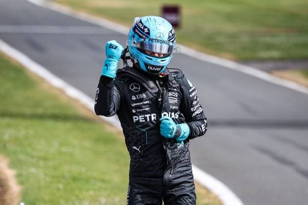 RUSSELL George (gbr), Mercedes AMG F1 Team W15, portrait pole position during the Formula 1 Qatar Airways British Grand Prix 2024, 12th round of the 2024 Formula One World Championship, WM, Weltmeisterschaft from July 5 to 7, 2024 on the Silverstone Circuit, in Silverstone, United Kingdom - F1 - BRITISH GRAND PRIX 2024 DPPI Panoramic  240706_R12_GRAN_BRETAGNA_DP_XB3_7119
