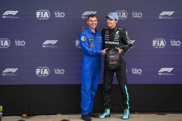 RUSSELL George (gbr), Mercedes AMG F1 Team W15, portrait during the Formula 1 Qatar Airways British Grand Prix 2024, 12th round of the 2024 Formula One World Championship, WM, Weltmeisterschaft from July 5 to 7, 2024 on the Silverstone Circuit, in Silverstone, United Kingdom - F1 - BRITISH GRAND PRIX 2024 DPPI Panoramic  240706_R12_GRAN_BRETAGNA_DP_EA020312