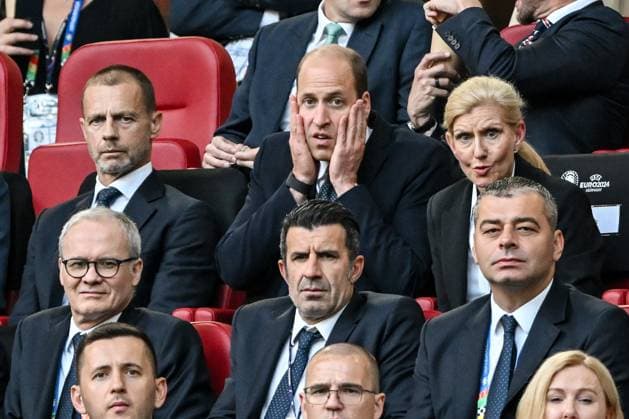 DUSSELDORF - (l-r) Aleksander Ceferin, President of UEFA, Prince William of Wales in the stands during the UEFA EURO, EM, Europameisterschaft,Fussball 2024 quarter-final match between England and Switzerland at the Dusseldorf Arena on July 6, 2024 in Dusseldorf, Germany. ANP Hollandse Hoogte UEFA EURO 2024 2024 xVIxANPxSportx xGerritxvanxKeulenxIVx 502913147 originalFilename: 502913147.jpg