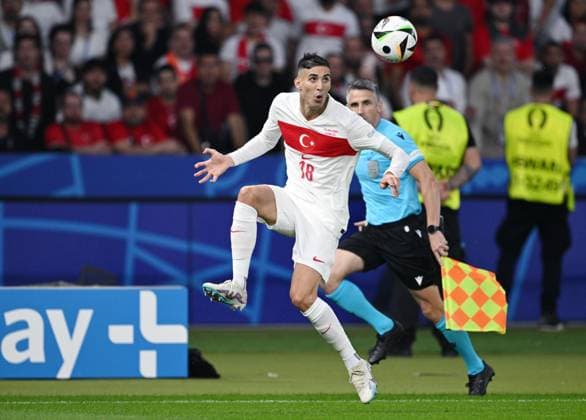 Germany Soccer Euro 2024 Netherlands - Turkey 8724077 06.07.2024 Turkey s Mert Muldur is seen during the UEFA EURO, EM, Europameisterschaft,Fussball 2024 quarter final soccer match between Netherlands and Turkey at the Olympiastadion in Berlin, Germany. Turkey s Ferdi Kadoglu Alexey Filippov Sputnik Berlin Germany  Copyright: xAlexeyxFilippovx