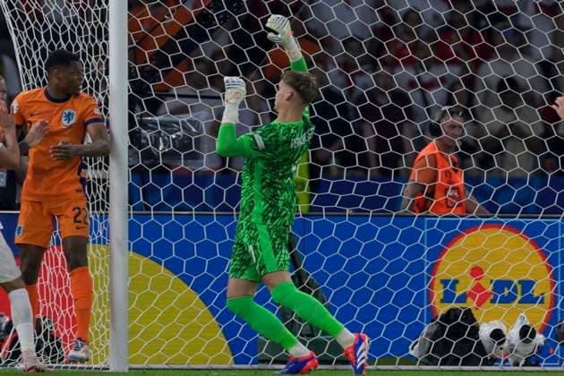 GER, Berlin, football, European Championship quarter-final, Netherlands vs Turkey, European Football Championship 2024, UEFA EURO 2024, SP, Olympia Stadion Berlin, goal to 0 1, by Samet Akaydin Turkey, 04 , goal, hit, jubilation, goal celebration, joy, enthusiasm, celebrates, 06 07 2024, Copyright: HMBxMedia UwexKoch