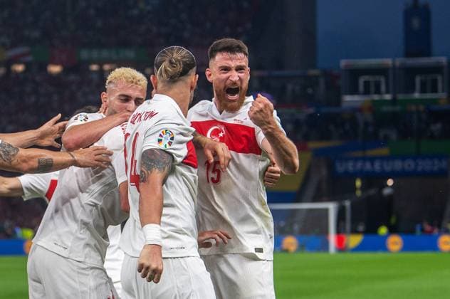 Football, men, season 2023 24, UEFA Euro EM 2024, quarter-finals in Berlin, Netherlands Turkey, f l Samet Akaydin Turkey , Abdülkerim Bardakci Turkey , Salih Özcan Turkey , cheering after scoring 0 1, 06 07 2024, Copyright: xSebastianxRäppold MatthiasxKochx