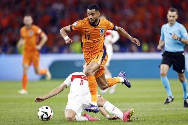 BERLIN - (l-r) Arda Guler of Turkey, Cody Gakpo of Holland during the UEFA EURO, EM, Europameisterschaft,Fussball 2024 quarter-final match between the Netherlands and Turkey at the Olympiastadion on July 6, 2024 in Berlin, Germany. ANP MAURICE VAN STEEN UEFA EURO 2024 2024 xVIxANPxSportx xxANPxIVx 502920452 originalFilename: 502920452.jpg