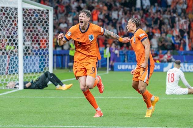 UEFA EURO 2024 Netherlands Turkey 06 07 2024 Wout Weghorst Netherlands, 9 cheers UEFA EURO 2024 quarter-final Netherlands Turkey Olympiastadion Berlin, Berlin on 06 07 2024 Copyright: xBEAUTIFULxSPORTS Meuselx