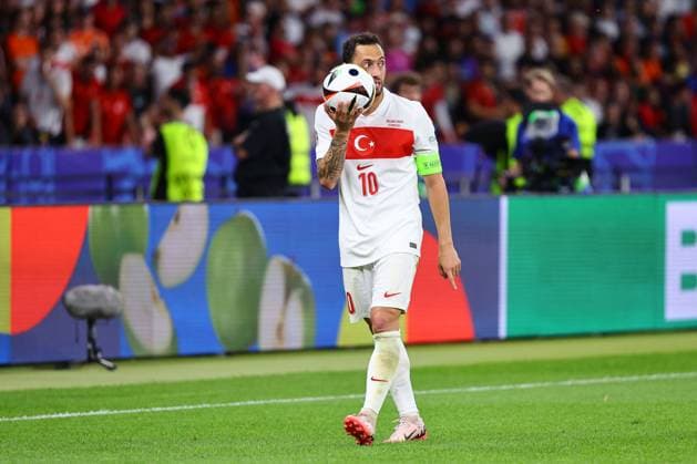 2024.07.06 Berlin Pilka nozna Reprezentacja Mistrzostwa Europy EURO 2024 Niemcy Holandia - Turcja N z Hakan Calhanoglu Foto Pawel Andrachiewicz PressFocus 2024.07.06 Berlin Football European Championships 2024 EURO 2024 Germany Netherlands - Turkiye Hakan Calhanoglu Credit: Pawel Andrachiewicz PressFocus NEWSPIX.PL --- Newspix.pl  20240706_xPF_PA127