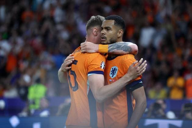 BERLIN 06.07.2024 MECZ 1 4 FINALU CWIERCFINAL MISTRZOSTW EUROPY 2024: HOLANDIA - TURCJA --- QUARTERFINAL UEFA EURO, EM, Europameisterschaft,Fussball 2024 MATCH: THE NETHERLANDS - TURKEY MICKY VAN DE VEN CODY GAKPO BRAMKA GOL RADOSC FOT. PIOTR KUCZA FOTOPYK NEWSPIX.PL --- Newspix.pl  240706PYK0064