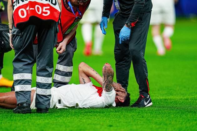 Injury Samet Akaydin Turkey, 04 GER, Netherlands vs Turkey, European Football Championship, UEFA Euro 2024, quarter-final, 06 07 2024 GER, Netherlands vs Turkey, European Football Championship, UEFA Euro 2024, quarter-final, 06 07 2024 Berlin Copyright: xEibner-Pressefoto MarcelxvonxFehrnx EP_MFN