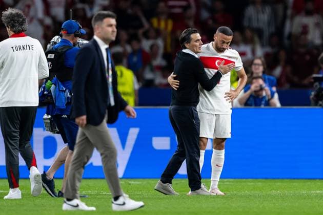 240706 Head coach Vincenzo Montella and Cenk Tosun of Türkiye look dejected after the UEFA Euro 2024 Football Championship quarterfinal between Netherlands and Türkiye on July 6, 2024 in Berlin Photo Jesper Zerman BILDBYRAN kod JZ JZ0552 fotboll football soccer fotballs em europamästerskap em uefa euro uefa european football championship euro 2024 nederländerna holland netherlands türkiye bbeng dejected depp  Copyright: JESPERxZERMAN BB240706JZ145