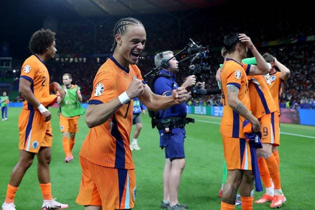 06 07 2024, xtgx, Football EM 2024 1 4 Final, Netherlands Turkey emspor, v l jubilation, joy, emotions about the victory for the Netherlands Xavi Simons Netherlands UEFA REGULATIONS PROHIBIT ANY USE OF PHOTOGRAPHS as IMAGE SEQUENCES and or QUASI VIDEO Berlin