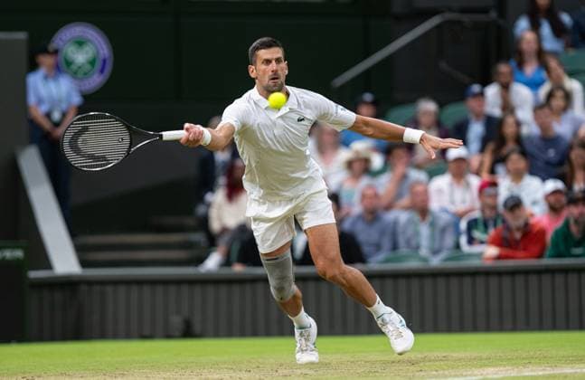 Tennis - Wimbledon Championship 2024 - Day 6 LONDON, ENGLAND - Saturday, July 6, 2024: Novak Djokovic (SRB) during the Gentlemen s Singles 3rd Round match on Day Six of The Championships Wimbledon 2024 at the All England Lawn Tennis and Croquet Club. (Photo by Kirsten Holst Propaganda) LONDON All England Lawn Tennis and Croquet Club GREATER LONDON ENGLAND  Copyright: xKirstenxHolstx 2024-07-06-082-Wimbledon_Day_6