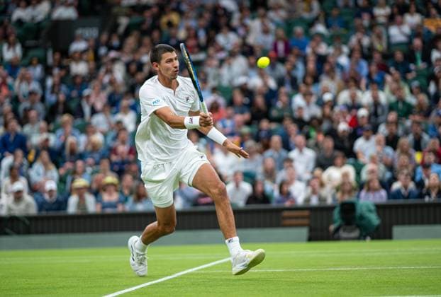 Tennis - Wimbledon Championship 2024 - Day 6 LONDON, ENGLAND - Saturday, July 6, 2024: Alexei Popyrin (AUS) during the Gentlemen s Singles 3rd Round match on Day Six of The Championships Wimbledon 2024 at the All England Lawn Tennis and Croquet Club. (Photo by Kirsten Holst Propaganda) LONDON All England Lawn Tennis and Croquet Club GREATER LONDON ENGLAND  Copyright: xKirstenxHolstx 2024-07-06-092-Wimbledon_Day_6