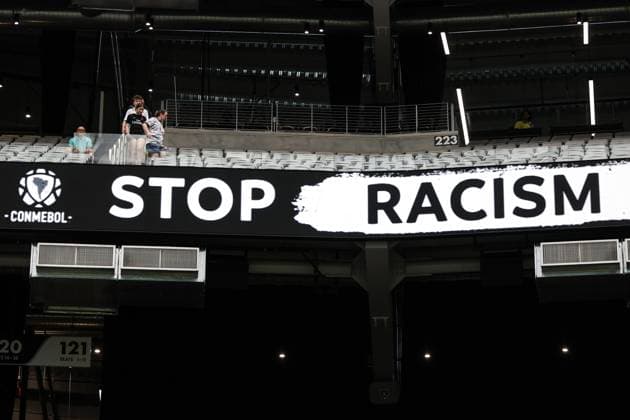 SOCCER 2024: Copa America Quarterfinals Uruguay vs Brazil JUL 06 July 06, 2024: A scoreboard displays the message Ã¢â‚¬oeStop RacismÃ¢â‚¬Â prior to the start of the CONMEBOL Copa America Quarterfinals match at Allegiant Stadium between Uruguay and Brazil on July 06, 2024 in Las Vegas, NV. Christopher Trim CSM. (Credit Image: Â Christopher Trim Cal Media) Las Vegas Nevada United States of America EDITORIAL USE ONLY Copyright: xx ZUMA-20240706_zma_c04_031.jpg ChristopherxTrimx csmphotothree268576