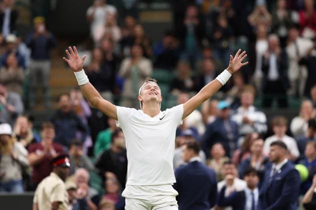 Holger Rune (Den) TENNIS : Wimbledon 2024 - 06 07 2024 AntoineCouvercelle Panoramic 