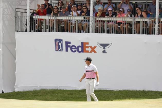 SILVIS, IL - JULY 06: Amateur golfer Luke Clanton reacts to chipping in for a birdie on the 15th hole during the third round of the John Deere Classic on July 6,2024, at the TPC Deere Run in Silvis, Illinois. (Photo by Brian Spurlock Icon Sportswire) GOLF: JUL 06 PGA, Golf Herren John Deere Classic EDITORIAL USE ONLY Icon24070626