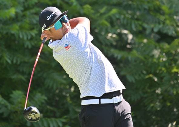 SILVIS, IL - JULY 06: Golfer Ryo Hisatsune tees off on the 2 hole during the third round of the John Deere Golf PGA, Golf Herren Classic on July 06, 2024, at TPC Deere Run in Silvis IL. (Photo by Keith Gillett Icon Sportswire) GOLF: JUL 06 PGA John Deere Classic EDITORIAL USE ONLY Icon24070634