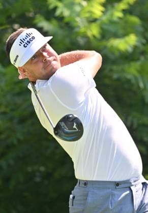 SILVIS, IL - JULY 06: Golfer Keith Mitchell tees off on the 2 hole during the third round of the John Deere Golf PGA, Golf Herren Classic on July 06, 2024, at TPC Deere Run in Silvis IL. (Photo by Keith Gillett Icon Sportswire) GOLF: JUL 06 PGA John Deere Classic EDITORIAL USE ONLY Icon24070658
