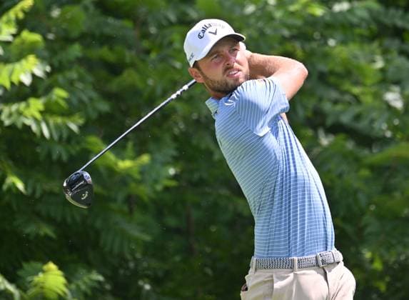 SILVIS, IL - JULY 06: Golfer Adam Svensson tees off on the 2 hole during the third round of the John Deere Golf PGA, Golf Herren Classic on July 06, 2024, at TPC Deere Run in Silvis IL. (Photo by Keith Gillett Icon Sportswire) GOLF: JUL 06 PGA John Deere Classic EDITORIAL USE ONLY Icon24070685