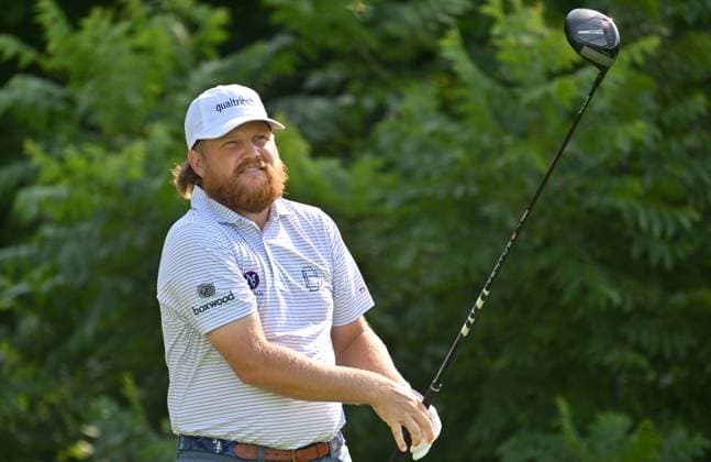 SILVIS, IL - JULY 06: Golfer Zac BDlair tees off on the 2 hole during the third round of the John Deere Golf PGA, Golf Herren Classic on July 06, 2024, at TPC Deere Run in Silvis IL. (Photo by Keith Gillett Icon Sportswire) GOLF: JUL 06 PGA John Deere Classic EDITORIAL USE ONLY Icon24070611