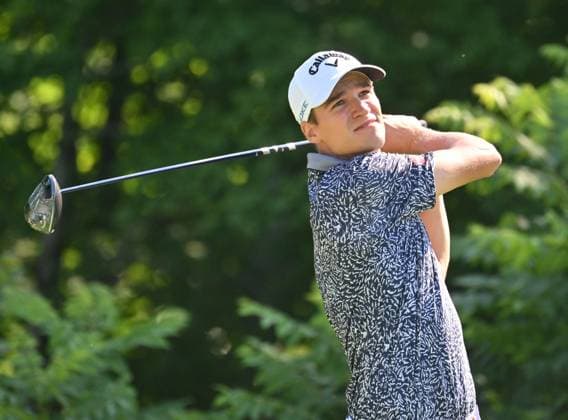 SILVIS, IL - JULY 06: Golfer Adrien Dumont de Chassart tees off on the 2 hole during the third round of the John Deere Golf PGA, Golf Herren Classic on July 06, 2024, at TPC Deere Run in Silvis IL. (Photo by Keith Gillett Icon Sportswire) GOLF: JUL 06 PGA John Deere Classic EDITORIAL USE ONLY Icon24070625