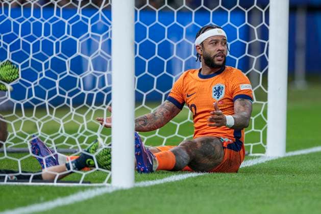 UEFA EURO 2024 Netherlands Turkey 06 07 2024 Memphis Depay Netherlands, 10 UEFA EURO 2024 quarter-final Netherlands Turkey Olympiastadion Berlin, Berlin on 06 07 2024 Copyright: xBEAUTIFULxSPORTS Meuselx