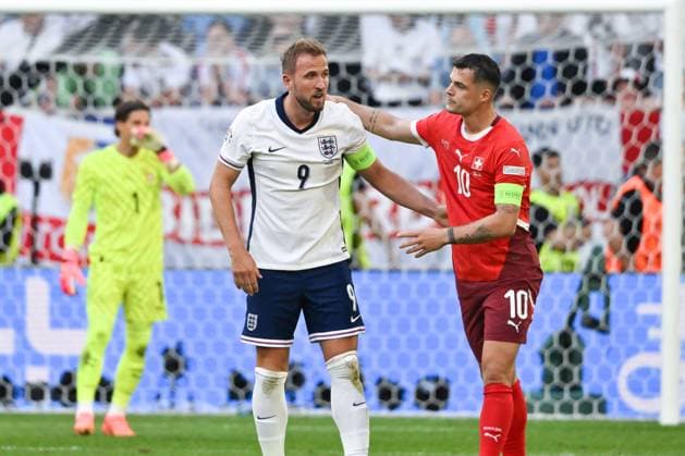 Granit Xhaka Switzerland , Harry Kane England , v re 06 07 2024, European Football Championship 2024, Euro 2024, quarter-final, England Switzerland 6 4 n E Düsseldorf Merkur Spiel Arena Germany Team2