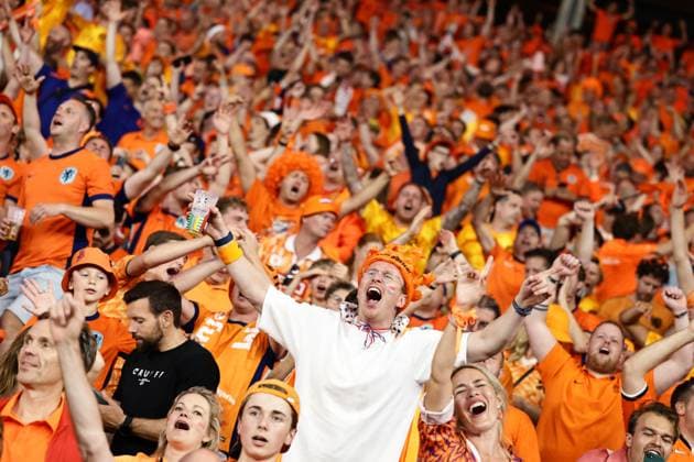 Netherlands v Turkiye: Quarter-Final - UEFA EURO, EM, Europameisterschaft,Fussball 2024 Netherlands supporters are celebrating after the UEFA Euro 2024 quarter-final football match between Netherlands and Turkey at Olympiastadion Stadium in Berlin, Germany. Berlin Germany  Copyright: xIbrahimxEzzatx originalFilename:ezzat-notitle240706_npIpl.jpg
