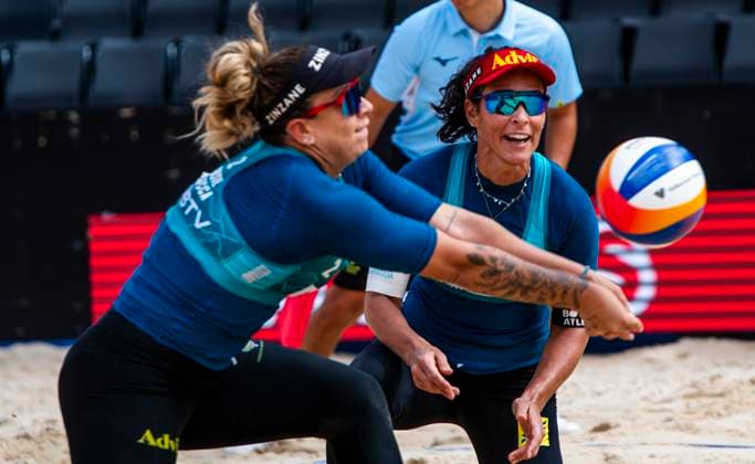 Sport Bilder des Tages July 7, 2024, Gstaad, Bern, Switzerland: Gstaad Switzerland, 07 07 2024: AGATHA BEDNARCZUKÃ‚ of Brazil during Swatch Beach Pro Gstaad 2024, Swatch Beach Pro Gstaad 2024 took place in the famous ski resort and which organizes events like the EFG Swiss Open Gstaad ATP, Tennis Herren 250 and the Polo Gold Club Gstaad 2024 and took place at Roy Emerson Arena in Gstaad; which also counts for the Volleyball World Beach Pro Tour championship and which serves as a warm-up for the stars of the future Paris Olympic Games, Olympische Spiele, Olympia, OS Gstaad Switzerland - ZUMAd206 20240707_zip_d206_014 Copyright: xEricxDubostx