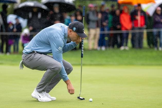 Matti Schimd on the green, preparing to putt, BMW International Open 2024, Golf, 07 07 2024 Munich Bavaria Germany Copyright: xkolbert-press UlrichxGamelx