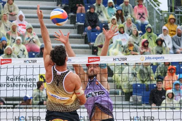 Beach volleyball, Beachvolleyball - Pro Beach Battle Masters SEEWALCHEN,AUSTRIA,07.JUL.24 - BEACH VOLLEYBALL - Beach Volleyball Tour PRO, Pro Beach Battle Masters Litzlberg. Image shows Alexander Huber (AUT).  GEPAxpictures xMathiasxMandl