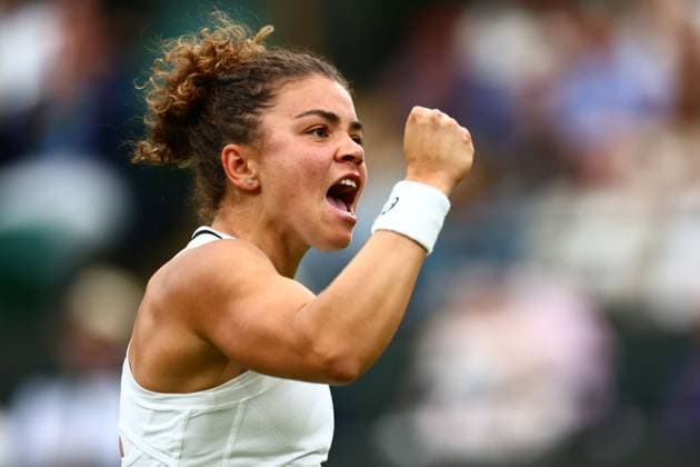 Jasmine Paolini celebrates during her fourth round match Wimbledon Tennis Championships, Day 7, The All England Lawn Tennis and Croquet Club, London, UK - 07 Jul 2024  Copyright: xJamesxMarsh Shutterstockx 14575060aa