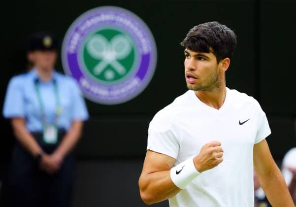 Carlos Alcaraz celebrates during his fourth round match Wimbledon Tennis Championships, Day 7, The All England Lawn Tennis and Croquet Club, London, UK - 07 Jul 2024  Copyright: xJavierxGarcia Shutterstockx 14575058an