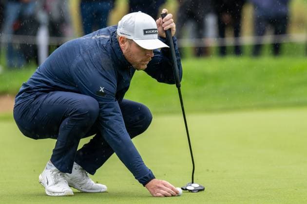 Jens Dantorp puts the ball down on the greens, BMW International Open 2024, Golf, 07 07 2024 Munich Bavaria Germany Copyright: xkolbert-press UlrichxGamelx