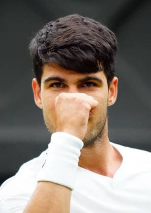 Carlos Alcaraz celebrates during his fourth round match Wimbledon Tennis Championships, Day 7, The All England Lawn Tennis and Croquet Club, London, UK - 07 Jul 2024  Copyright: xJavierxGarcia Shutterstockx 14575058bg