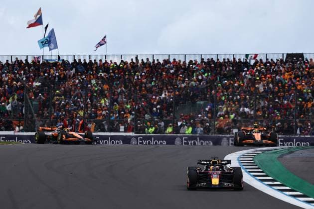 F1 British Grand Prix 2024 Max Verstappen of Red Bull Racing, Lando Norris and Oscar Piastri of McLaren during the Formula 1 British Grand Prix at Silverstone Circuit in Northampton, Great Britain on July 7, 2024. Northampton United Kingdom  Copyright: xJakubxPorzyckix originalFilename:porzycki-f1britis240707_np6XG.jpg