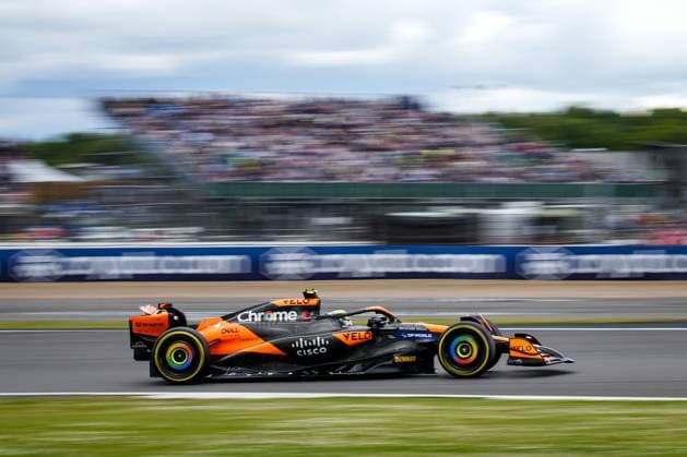 SILVERSTONE - Lando Norris (McLaren) in action during the British Grand Prix. ANP SANDER KONING xVIxANPxSportx xxANPxIVx 502990243 originalFilename: 502990243.jpg
