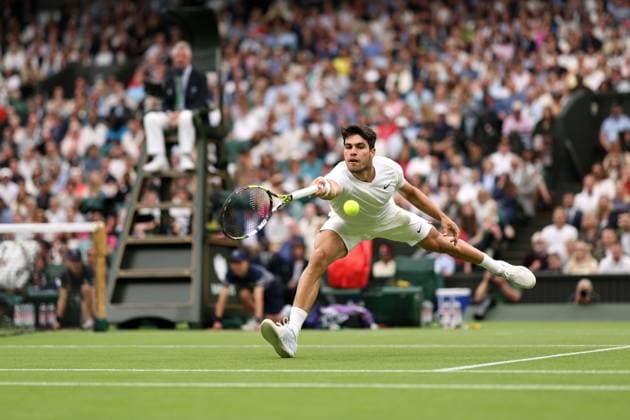Carlos Alcaraz during his fourth round match Wimbledon Tennis Championships, Day 7, The All England Lawn Tennis and Croquet Club, London, UK - 07 Jul 2024  Copyright: xEllaxLing Shutterstockx 14575061aq