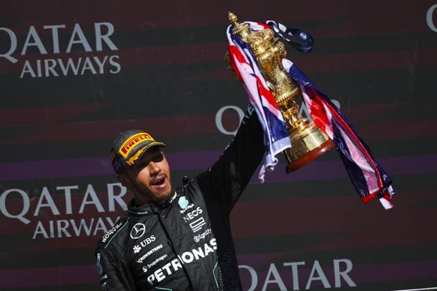 HAMILTON Lewis (gbr), Mercedes AMG F1 Team W15, portrait podium during the Formula 1 Qatar Airways British Grand Prix 2024, 12th round of the 2024 Formula One World Championship, WM, Weltmeisterschaft from July 5 to 7, 2024 on the Silverstone Circuit, in Silverstone, United Kingdom - F1 - BRITISH GRAND PRIX 2024 DPPI Panoramic  240707_R12_GRAN_BRETAGNA_DP_EA018268