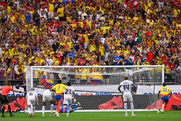 RECORD DATE NOT STATED Copa America USA 2024 Colombia vs Panama - Quarter-final James Rodriguez celebrates his goal 1-0 of Colombia during the CONMEBOL Copa America 2024 Quarter-final match between Colombia and Panama, at State Farm Stadium, on July 06, 2024 in Glendale, Arizona, United States. GLENDALE ARIZONA UNITED STATES  Copyright: xJorgexMartinezx 20240706171739_CA_QF_2024_COL_PAN_RODRIGUEZ140