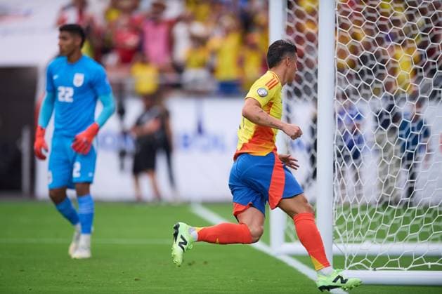 RECORD DATE NOT STATED Copa America USA 2024 Colombia vs Panama - Quarter-final James Rodriguez celebrates his goal 1-0 of Colombia during the CONMEBOL Copa America 2024 Quarter-final match between Colombia and Panama, at State Farm Stadium, on July 06, 2024 in Glendale, Arizona, United States. GLENDALE ARIZONA UNITED STATES  Copyright: xJosexLuisxMelgarejox 20240706172246_CA_QF_2024_COL_PAN_RODRIGUEZ151