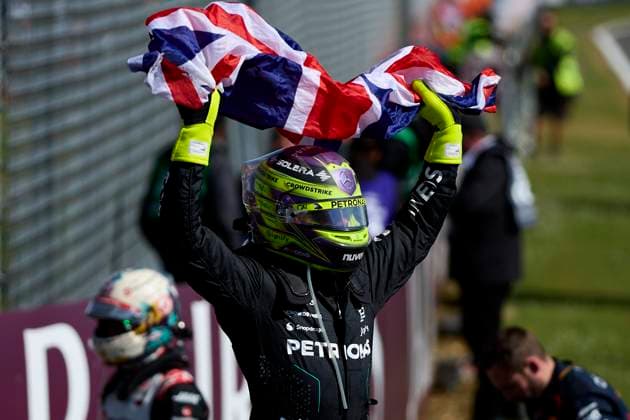 F1 Grand Prix of Great Britain Lewis Hamilton of Great Britain and Mercedes AMG Petronas F1 Team celebrates in Parc Ferme with a Union flag during the F1 Grand Prix of Great Britain at Silverstone Circuit on July 7, 2024, in Northampton, England. Northampton Silverstone Circuit Northampton England RL_GPF1GB24_01321 Copyright: xRicardoxLarreinax