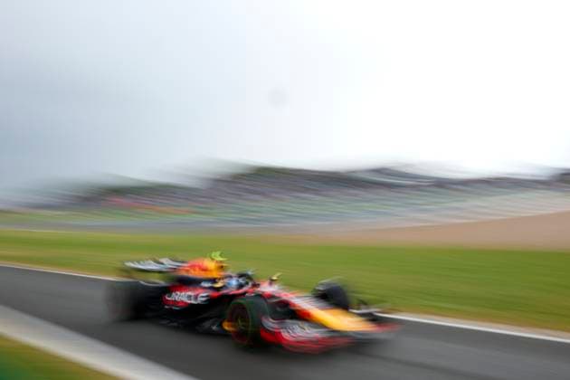 F1 Grand Prix of Great Britain Sergio Perez of Mexico driving the (11) Oracle Red Bull Racing RB20 on track during the F1 Grand Prix of Great Britain at Silverstone Circuit on July 7, 2024, in Northampton, England. Northampton Silverstone Circuit Northampton England RL_GPF1GB24_01370 Copyright: xRicardoxLarreinax