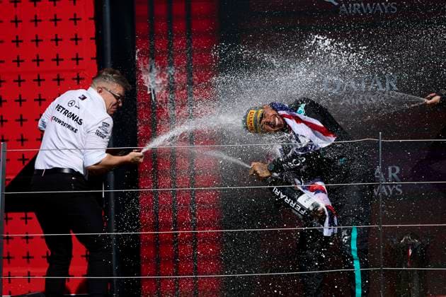 F1 Grand Prix of Great Britain Lewis Hamilton of Great Britain and Mercedes AMG Petronas F1 Team and Peter Bonnington, Senior Race Engineer of Mercedes-AMG F1 Team celebrates on the podium during the F1 Grand Prix of Great Britain at Silverstone Circuit on July 7, 2024, in Northampton, England. Northampton Silverstone Circuit Northampton England RL_GPF1GB24_01381 Copyright: xRicardoxLarreinax