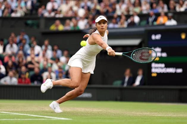 Emma Raducanu during her fourth round match Wimbledon Tennis Championships, Day 7, The All England Lawn Tennis and Croquet Club, London, UK - 07 Jul 2024  Copyright: xEllaxLing Shutterstockx 14575061cl
