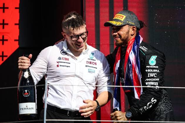 Peter Bono Bonnington, senior race engineer for Lewis Hamilton HAMILTON Lewis (gbr), Mercedes AMG F1 Team W15, portrait celebration podium with Ferrari champagne during the Formula 1 Qatar Airways British Grand Prix 2024, 12th round of the 2024 Formula One World Championship, WM, Weltmeisterschaft from July 5 to 7, 2024 on the Silverstone Circuit, in Silverstone, United Kingdom - F1 - BRITISH GRAND PRIX 2024 DPPI Panoramic  240707_R12_GRAN_BRETAGNA_DP_XB3_9759