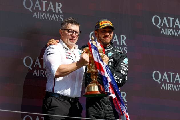Peter Bonnington GBR, Mercedes AMG Petronas F1 Team , 44 Lewis Hamilton GBR, Mercedes AMG Petronas F1 Team , F1 Grand Prix of Great Britain at Silverstone Circuit on July 7, 2024 in Silverstone, Great Britain Photo by HOCH ZWEI Silverstone Great Britain