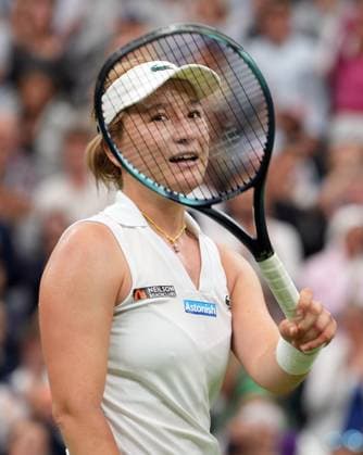 Lawn Tennis - 2024 Wimbledon Championship Womens Singles - Emma Radacanu (GBR) v Lulu Sun (NZL) All England Lawn Tennis & Croquet Club - Sunday 7th July 2024 Lulu Sun celebrates her victory 